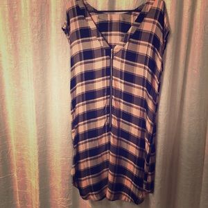 Short sleeve plaid dress
